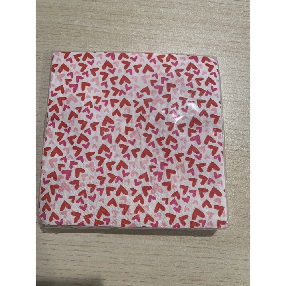 Vtg Hallmark PAPER NAPKINS VALENTINES DAY HEARTS  4.9x4.9 NEW 24 pieces